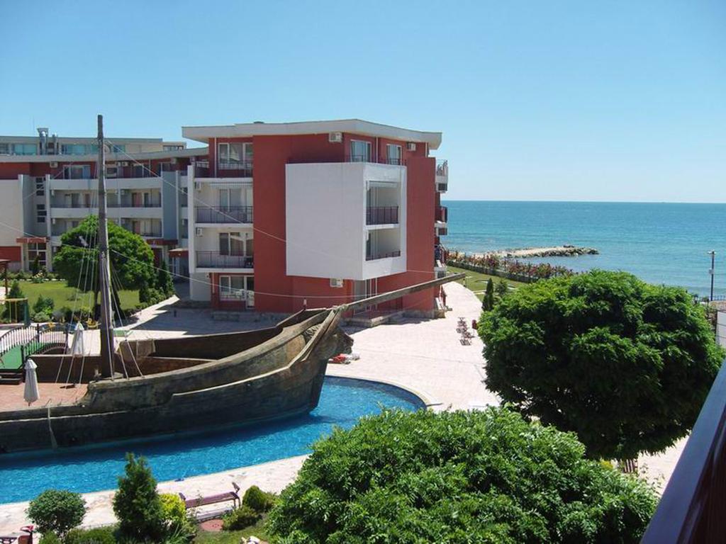 Gt Privilege Fort Beach Apartments エレニテ エクステリア 写真