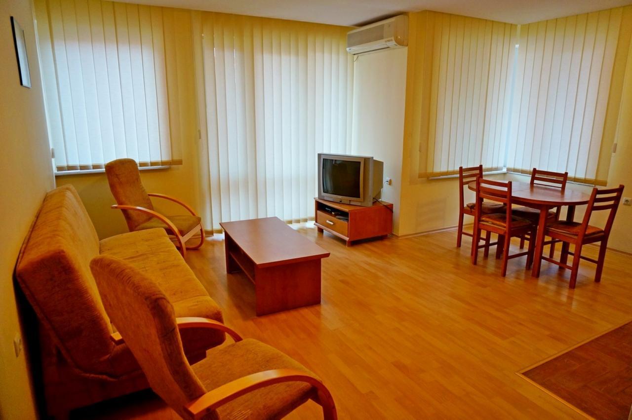 Gt Privilege Fort Beach Apartments エレニテ エクステリア 写真